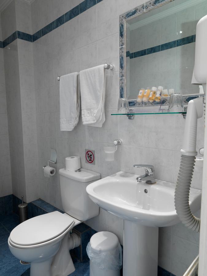 Alex Hotel Tripoli Zewnętrze zdjęcie